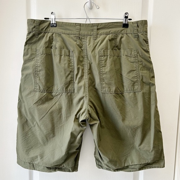 Men's Flat Front Reversible Chino Shorts Green Plaid Size 34 - Picture 6 of 9